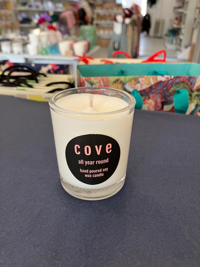 Small cove candle - all year round